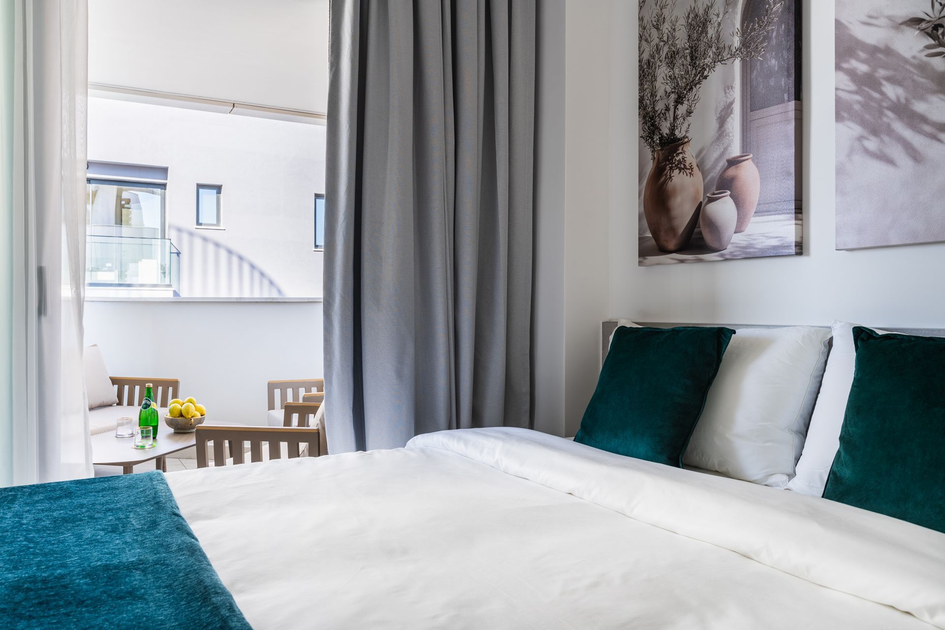 Studio Suite - Bed Detail