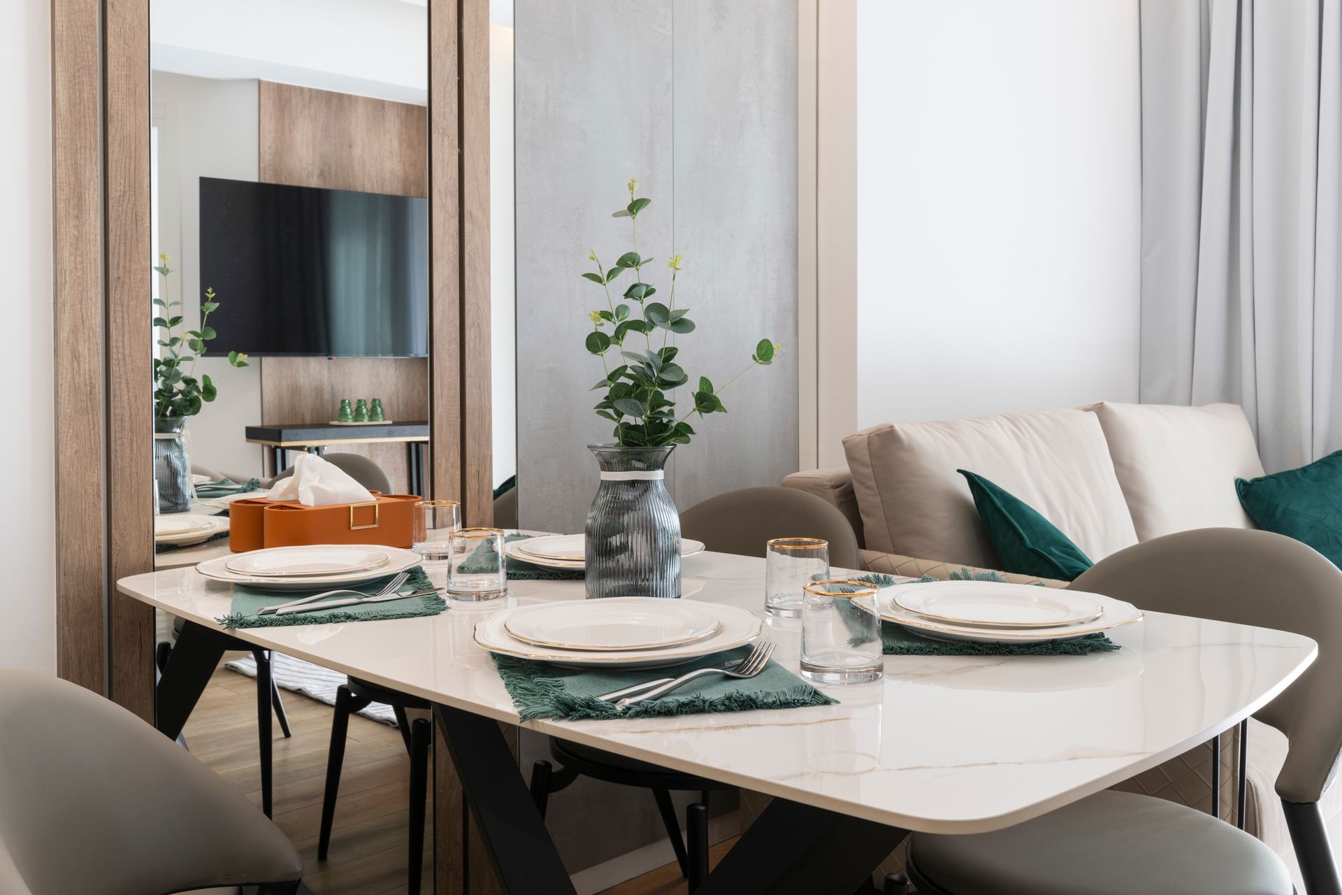 1-Bedroom Suite - Lounge