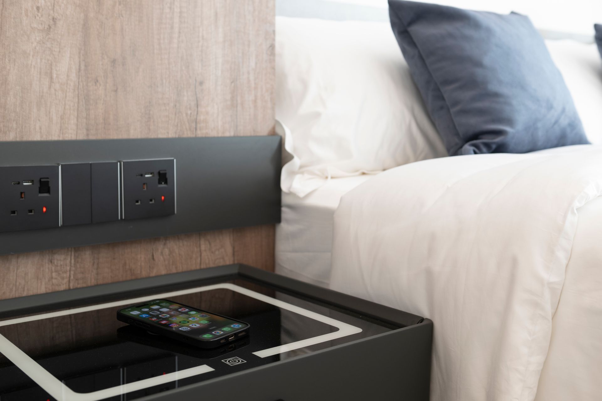 1-Bedroom Suite - Neighborhood