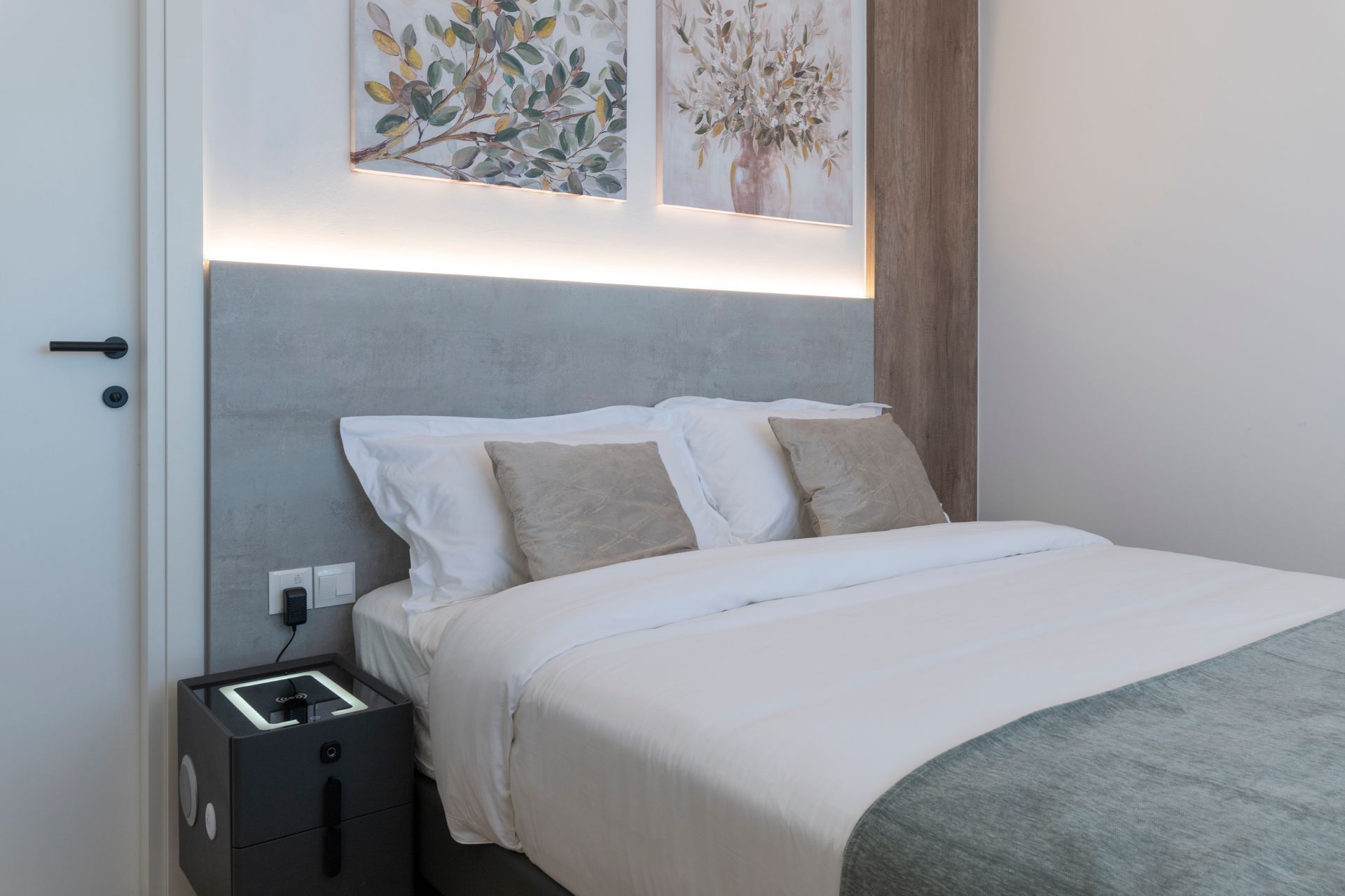 2-Bedroom Suite - Overview